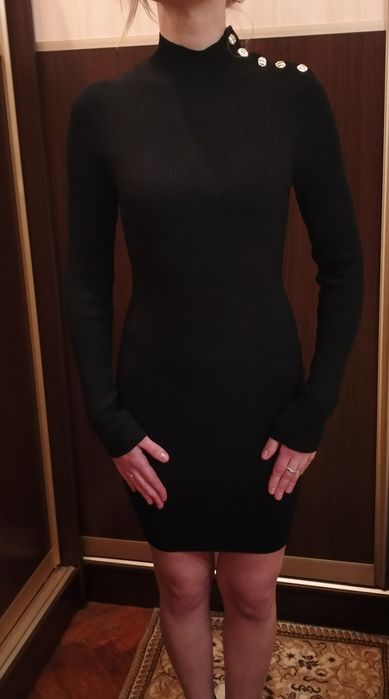 Плаття нове Н&М.