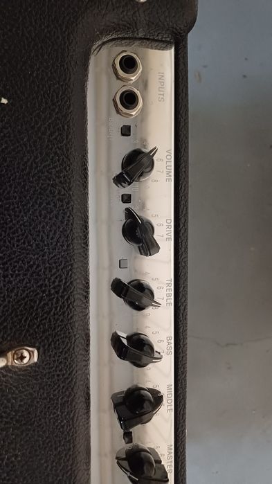 Fender Hot Rod Deluxe (excelente estado)