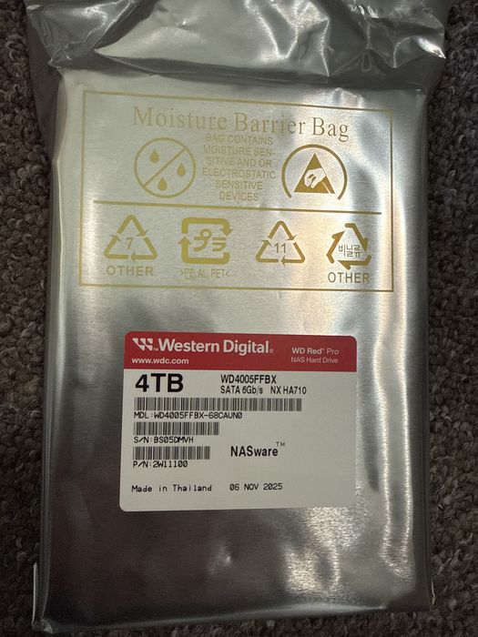Dysk SATA6Gb/s 4TB WD Red Pro