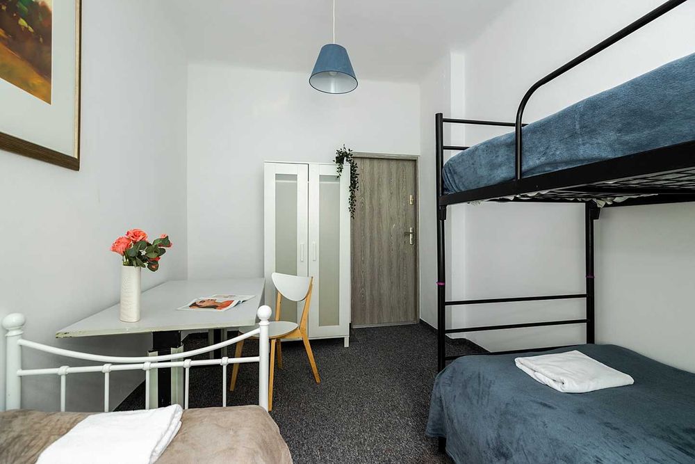 Hostel Хостел Варшавa ул.Солец 50 центр Варшавы Бюджетное жилье