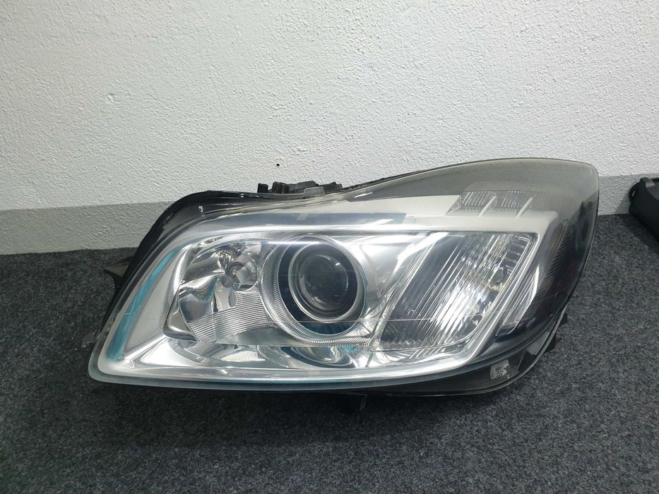 Farol Opel insignia. Reparação óptica embaciada