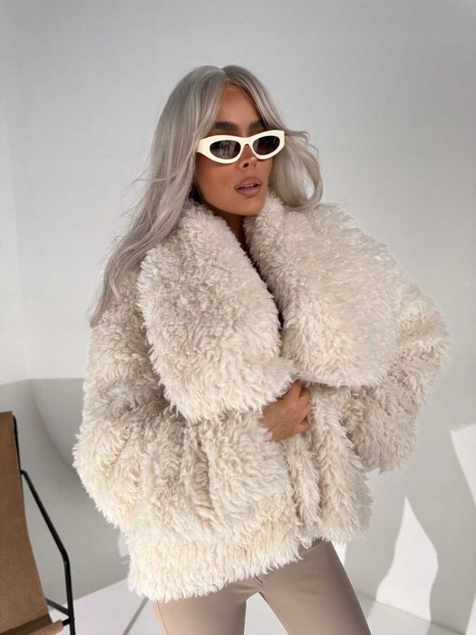 La manuel kurtka futerko dramatic ecru