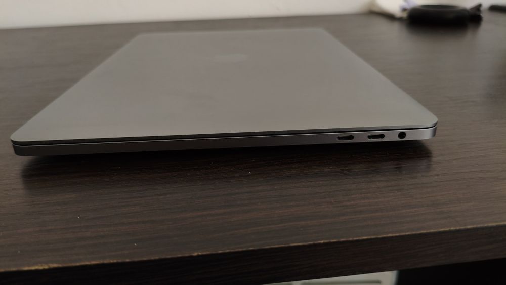 Macbook 13 pro хороше состояние