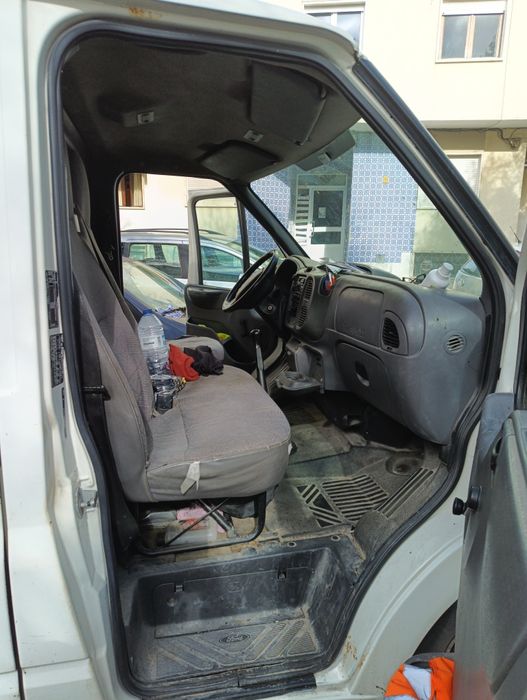 Carrinha para trabalho