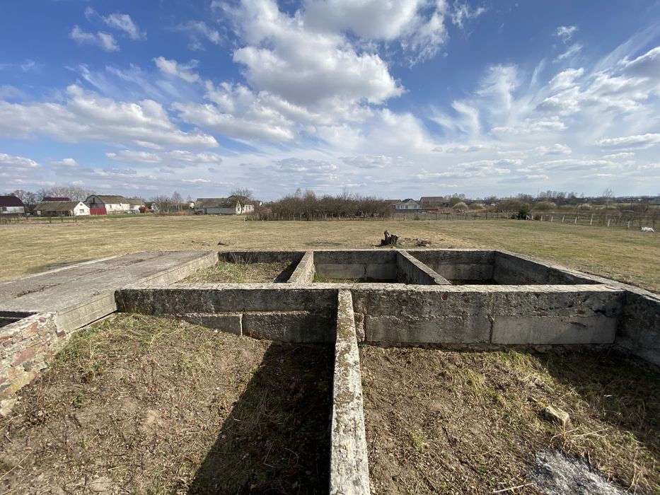 Продається земельна ділянка в Пулинах.