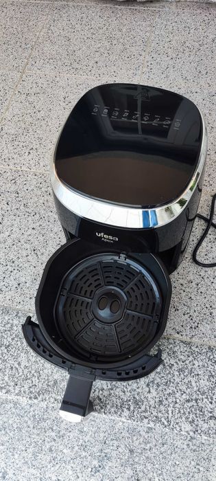 Fritadeira sem Óleo UFESA  (AIRFRYER)
