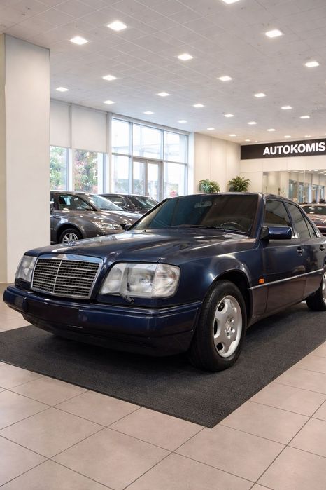 Mercedes-Benz Klasa E Mercedes W124 E280 Masterpiece 1995 | 54 tys. km | GCC Spec | Oryginał