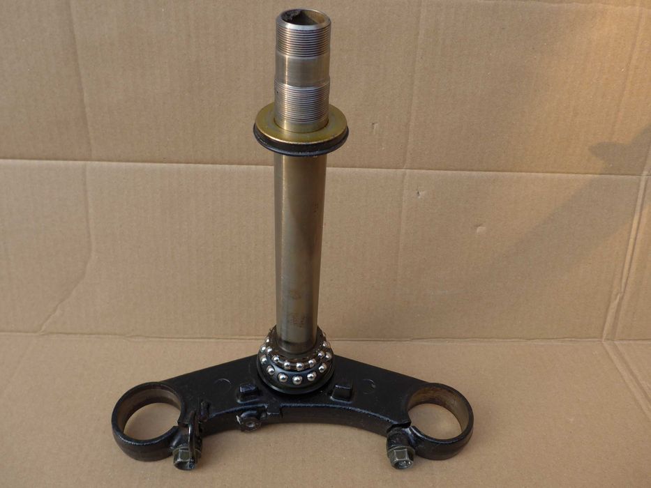 Honda NT 650 Deauville PÓŁKA dolna łożyska