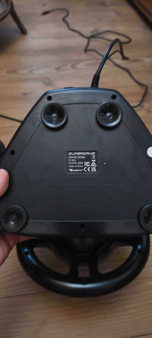 Volante de corrida Superdrive SV200