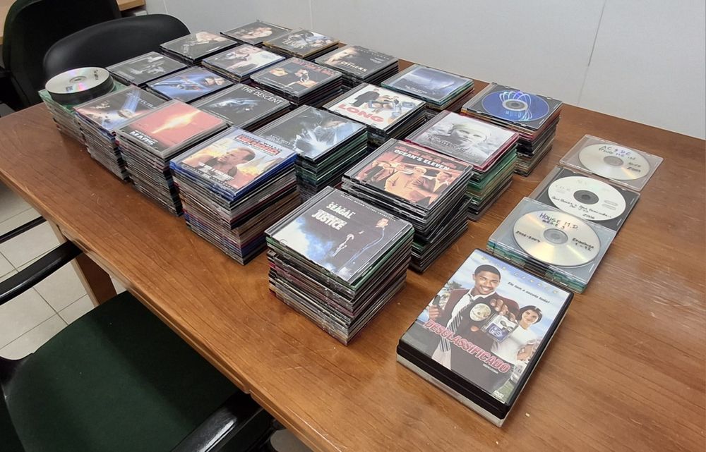 Coleção Retro DivX 2000 | +300 Filmes Legendados em CD/DVD | Biblioteca Nostálgica