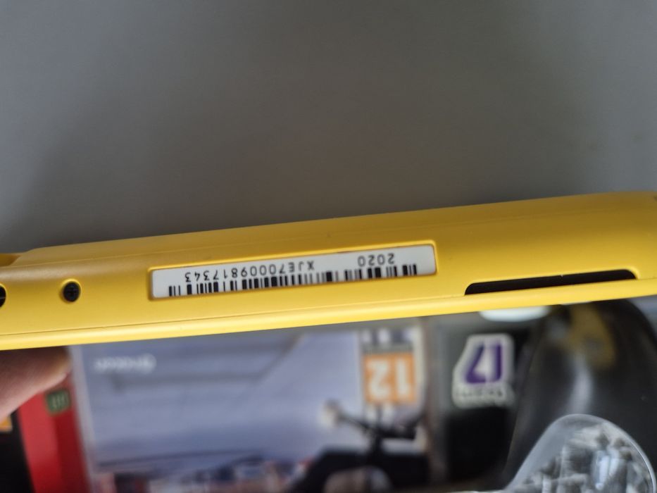 Switch lite zestaw 128 GB, gry pokrowiec, handheld