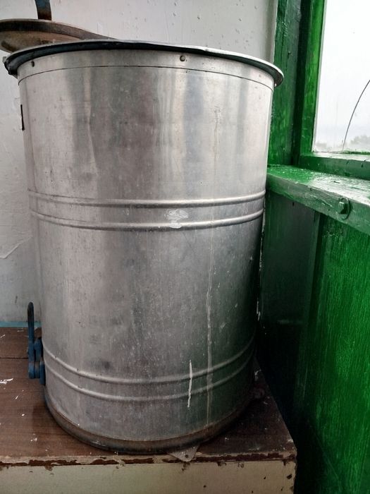 Медогонка б/у у гарному стані