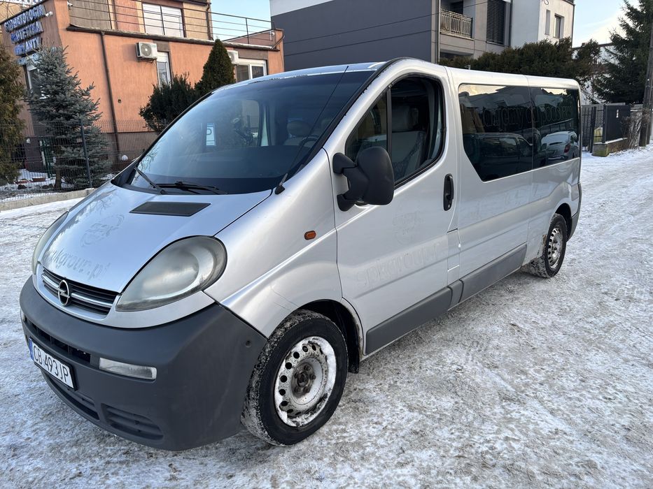 Opel vivaro 1.9 diesel 9 osobowy