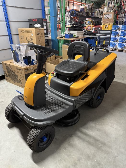 Stiga Traktorek Akumulatorowy Swift 372E