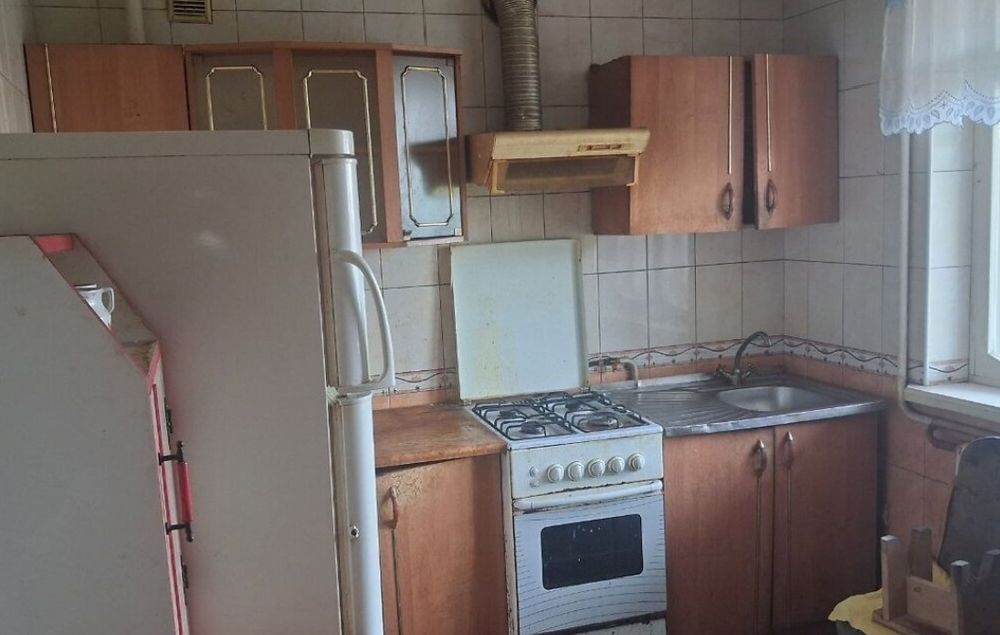 Продаж частини будинку