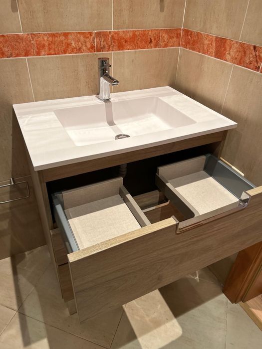 Móvel da casa de banho