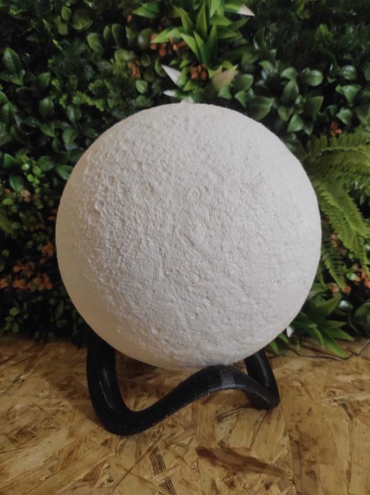Candeeiro Lua em Impressão 3D – Luz LED – Decoração Moderna