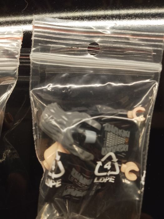 Lego 11377   3 figurki okazja. Nowe