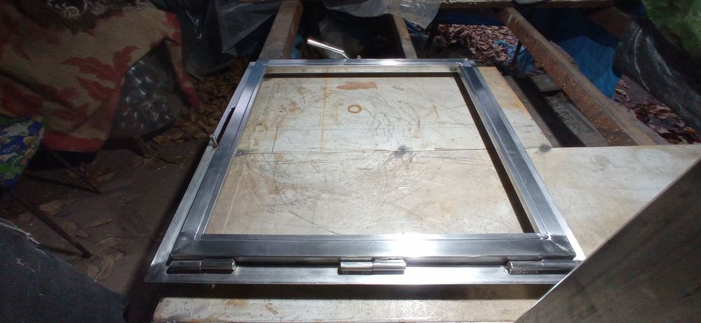 Дверца нержавейка