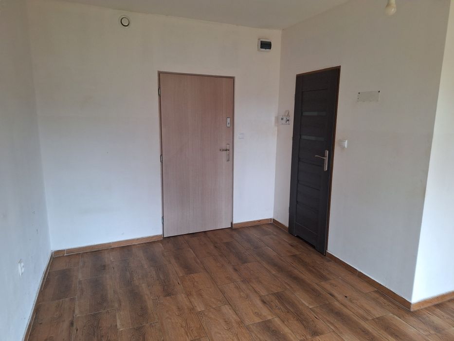 Okazja  .10 Kawalerek bez czynszu, plus działka na garaże  Zamiana.