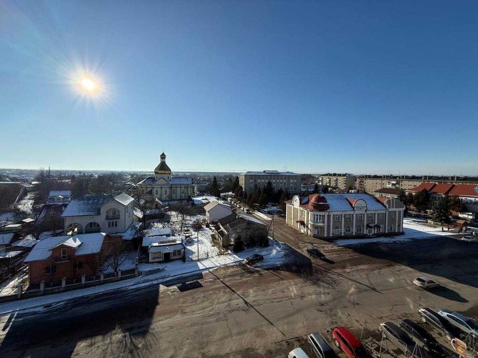 3-кімнатна в новобудові в центрі!