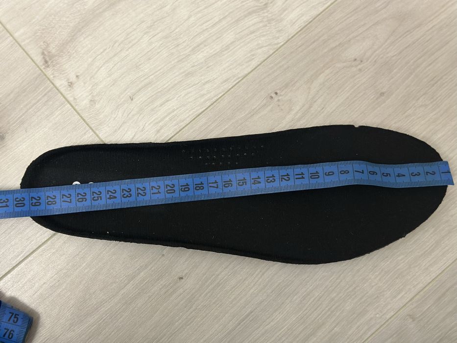 Кросівки нові adidas