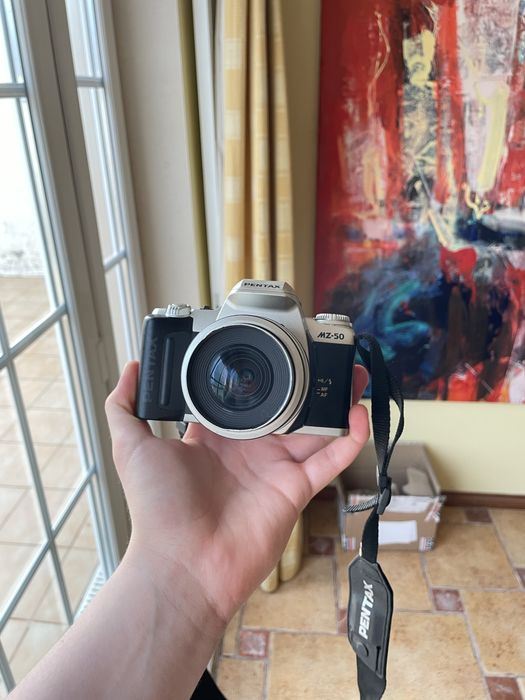 Câmara fotográfica Pentax MZ-50