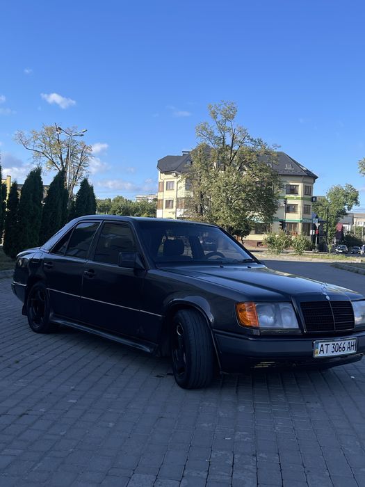 Mercedes W124 1988р (торг)