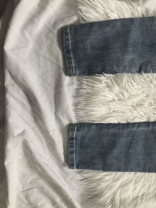 Promoção: Calças de ganga / Jeans Skinny / Slim Fit de ótima qualidade