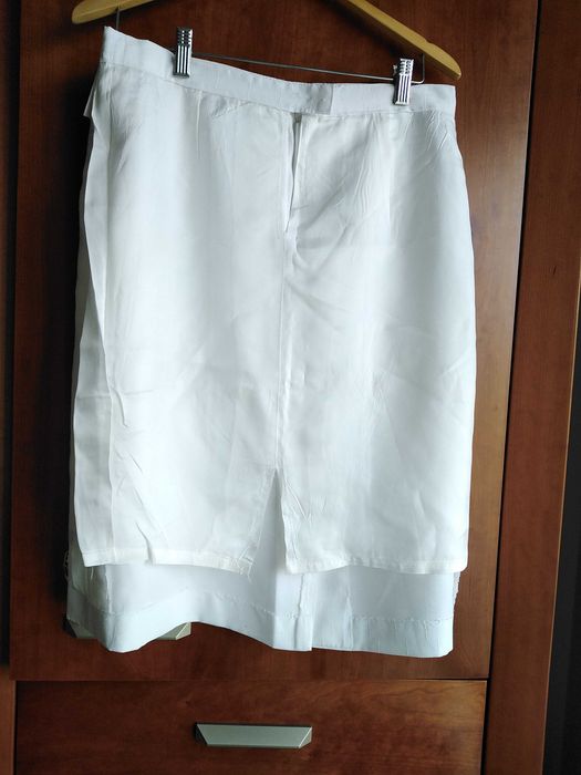 Saia Branca com Efeitos