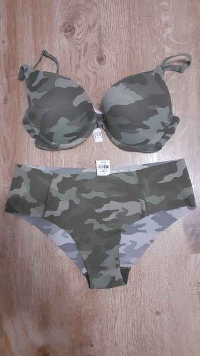 "Victoria's Secret", komplet .XL, 34C