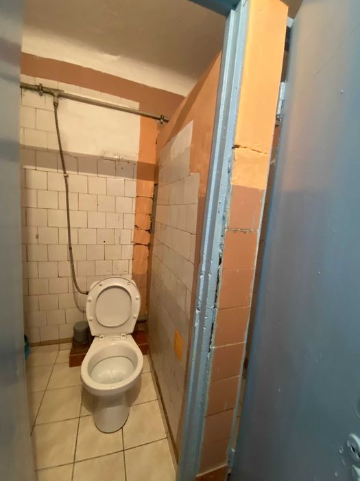 Кімната в гуртожитку біля ХНУ Інститутська Пд-Захід