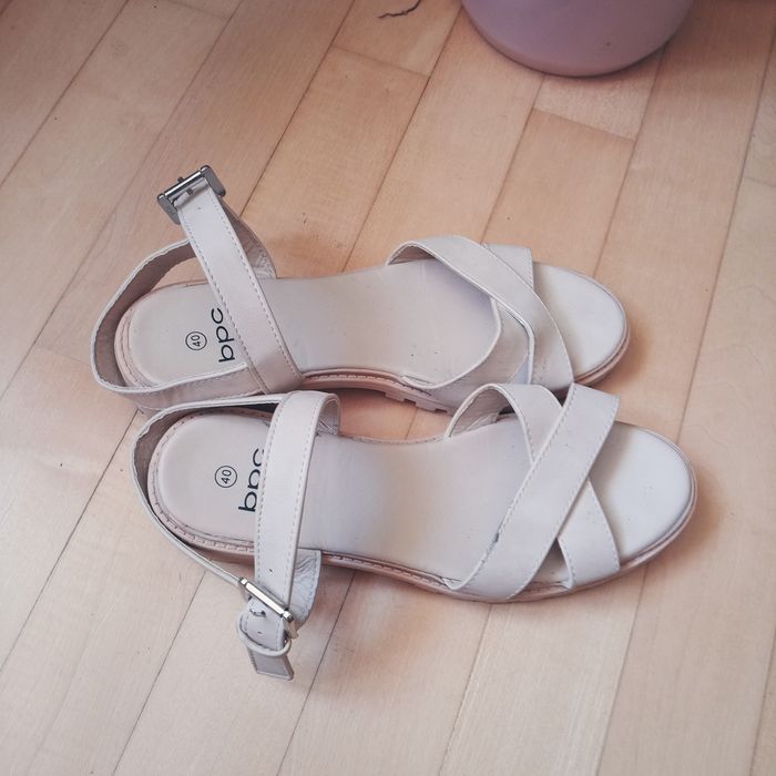 Sandaly BPC roz 40
