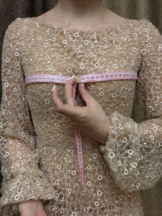 Сукня з бісером, бежева