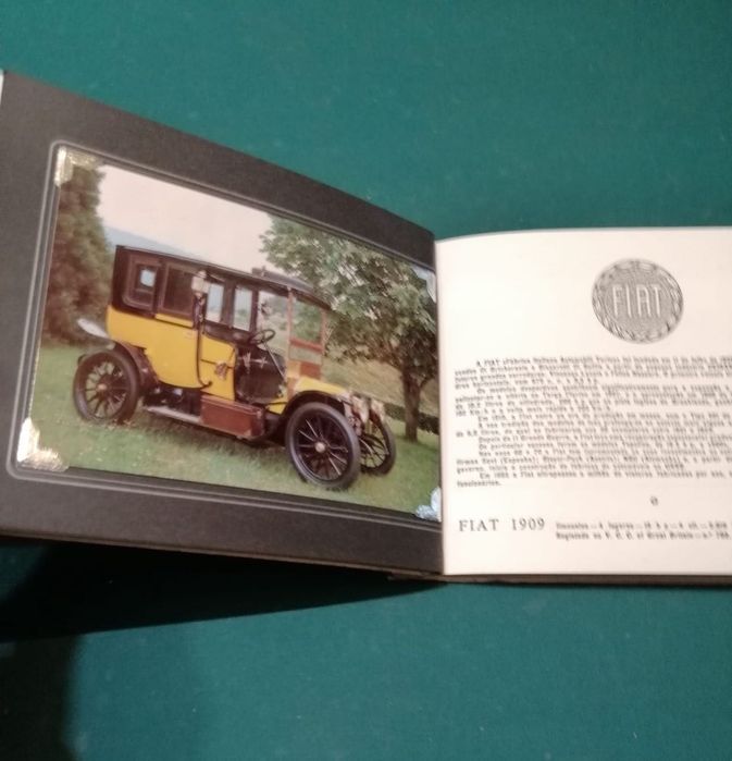Álbum Ilustrado do Museu do Automóvel do Caramulo