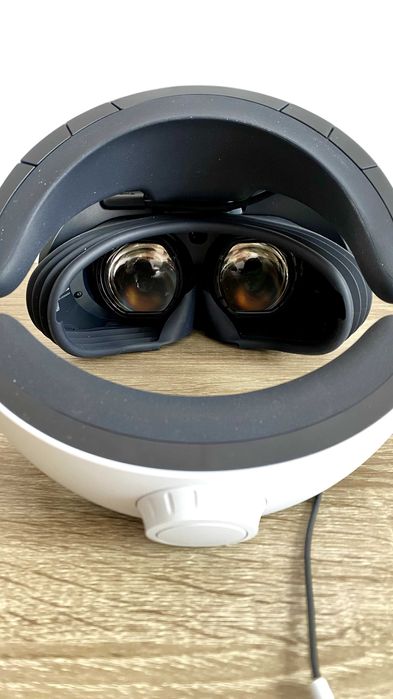 Окуляри віртуальної реальності Sony PlayStation VR2 (як нові)