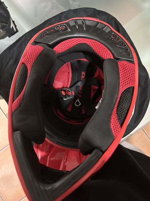 Capacete + equipamento