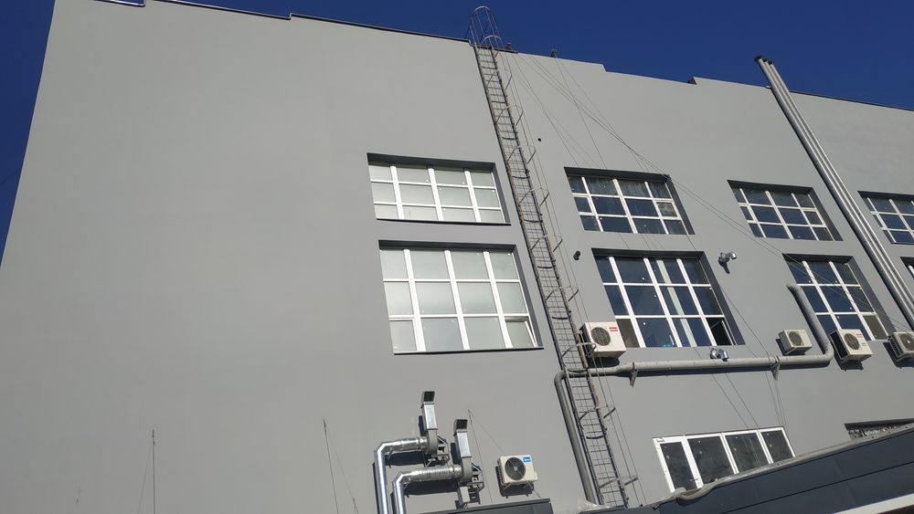 Высотные работы, устранение затекания балконов лоджий и козырьков