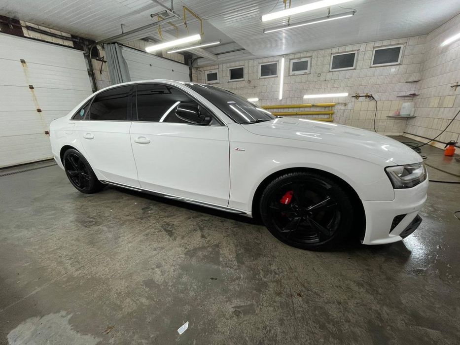 Продам Audi A4 В8 S-Line Quattro
