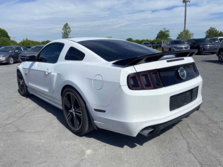 Ford Mustang      2014