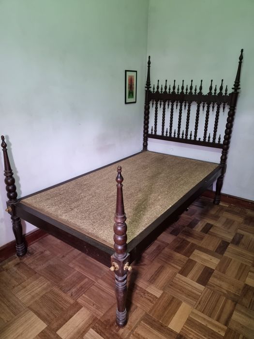 Cama de Bilros Solteiro Grande
110cm X 197cm