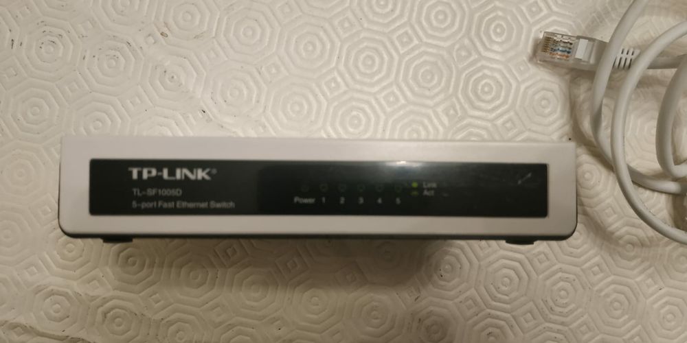 TP-Link LAN Switch64751208214529121