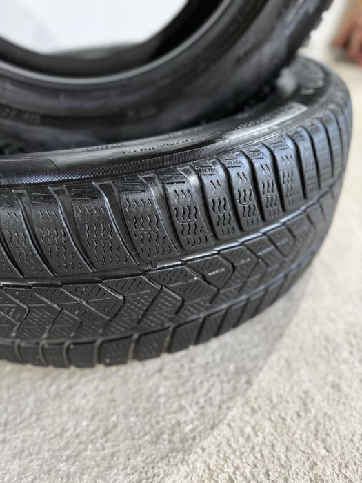 Зимова гума 225/60 R17