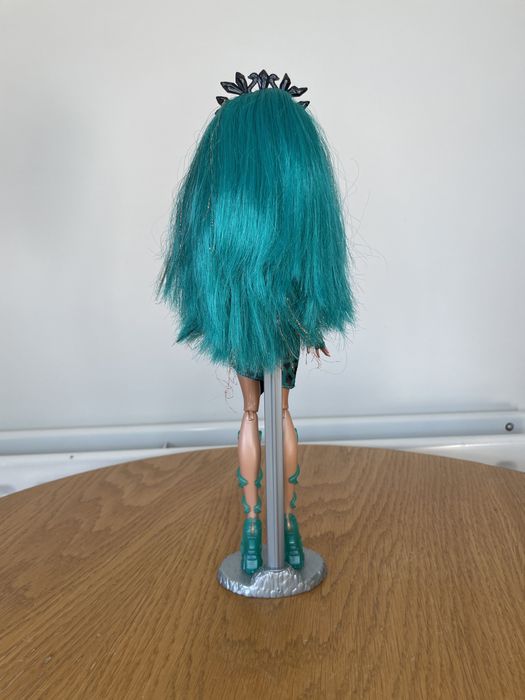 с подставкой Нефера Boo York Nefera de Nile Monster High