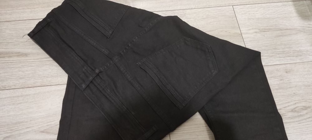 Штани в новому стані 29/32 S