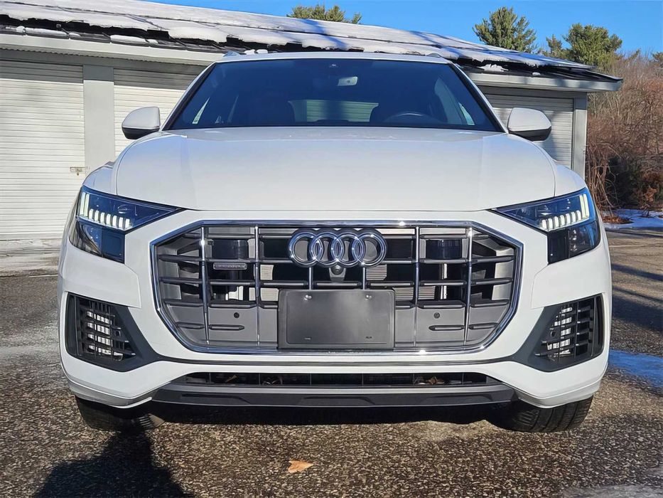 Audi Q8 quattro Premium Plus 55 TFSI      2023