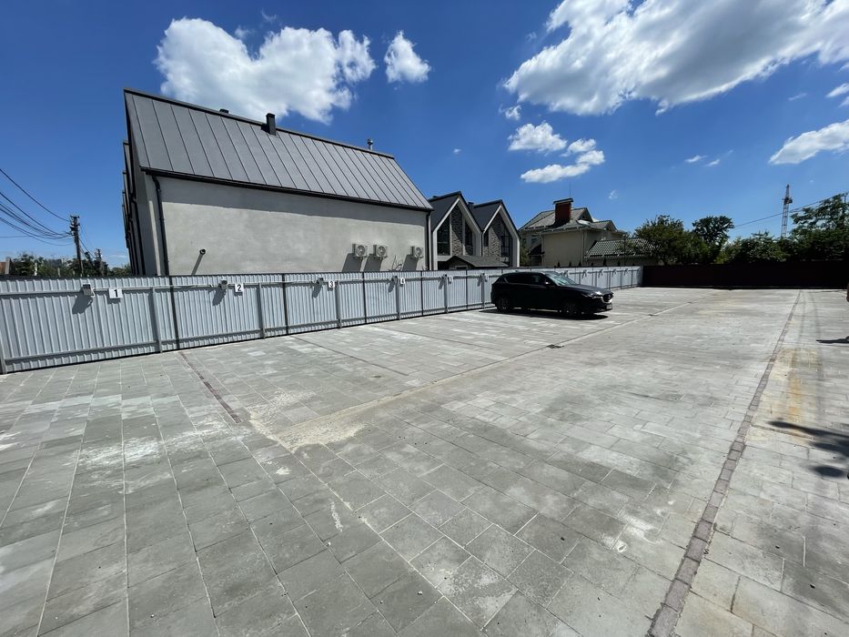 Продам паркомісце Гатне, поряд ЖК Family