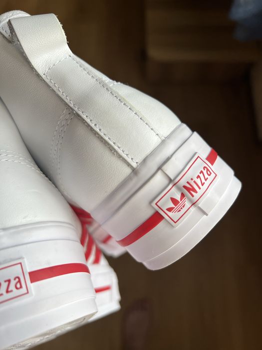 Жіночі кросівки Adidas Nizza