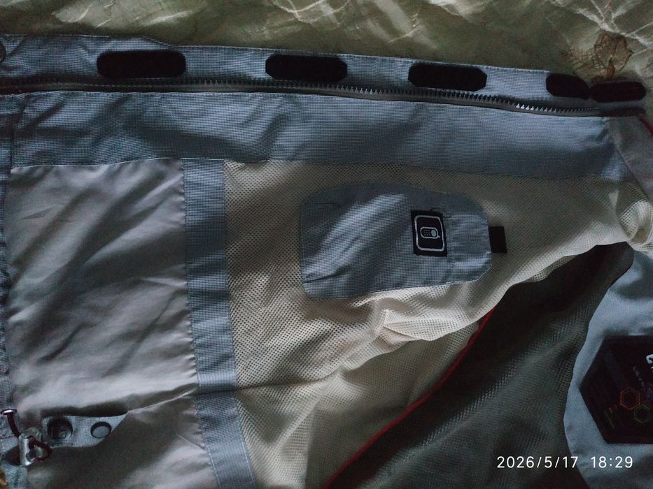 Kurtka dziecięca szara, r 152,firmy killtec, używana