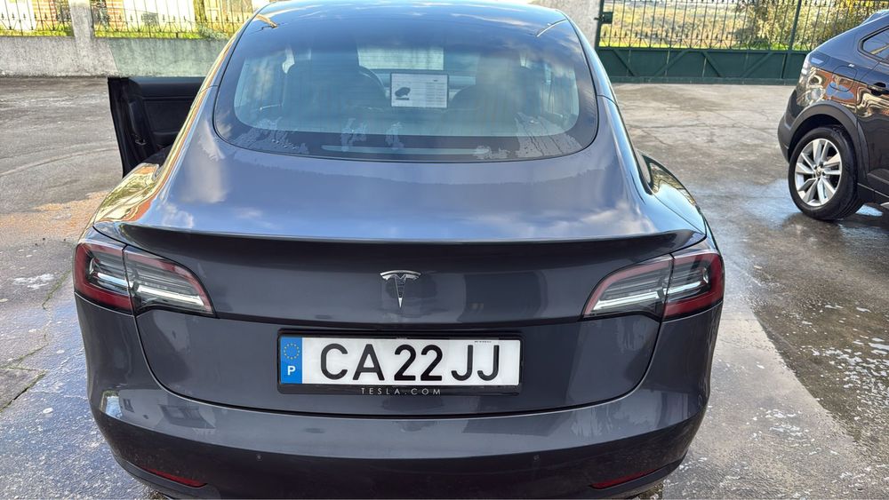 Tesla Mod 3 standard range 2020